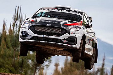 Claire Schönborn bereit für den WM-Klassiker Rallye Portugal