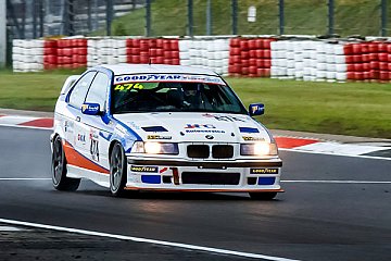 Dean Olbrich sammelt wertvolle Erfahrungen am Nürburgring