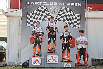 Die Sieger der Shifter Series Germany auf dem Podium - Foto: Shelly Media