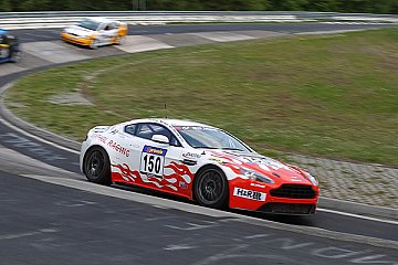 Der Kampf in der GT4-Klasse wird härter