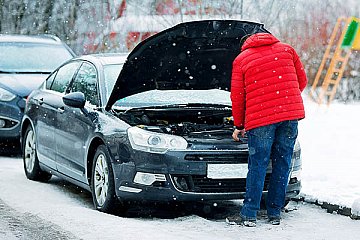 Richtiges Verhalten bei winterlichen Straßenverhältnissen