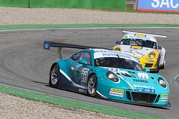 Schütz Motorsport mit starkem Saisonstart in DMV GTC