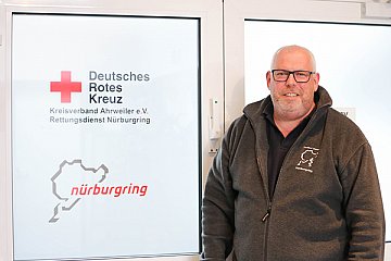 Armin Link ist Leiter des Nürburgring Medical-Centers. Seit 30 Jahren begleitet er die großen und kleinen Veranstaltungen an der bekannten Rennstrecke - Foto: Nürburgring