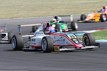 Carrie Schreiner auf dem Lausitzring (Foto: Susanne Roßbach)