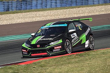 René Kircher wechselt in Internationale Tourenwagenrennserie