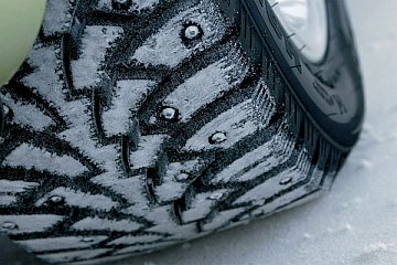 auto.de-Studie: 733 Kfz-Werkstätten im Winterreifen-Preischeck