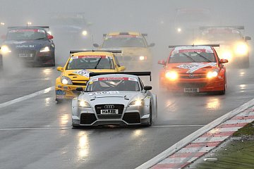 Showdown der Saison 2010 in der Grünen Hölle