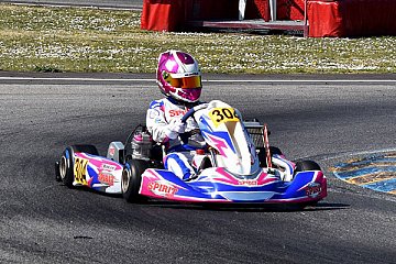 Lena Bühler (#304) setzte sich im Finale der am stärksten besetzten X30 Challenge erfolgreich durch - Foto: SKM