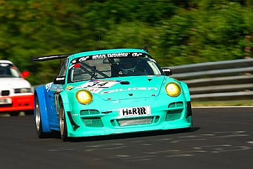 FALKEN mit letztem VLN-Lauf der Saison 2011