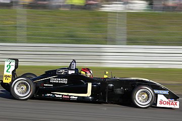 Zweiter Sieg für Emil Bernstorff (Foto: Alex Trienitz)