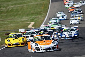 Saisonauftakt: Der Porsche Sports Cup auf dem Nürburgring