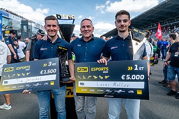 DTM eSports-Champion bei der DTM am Nürburgring geehrt