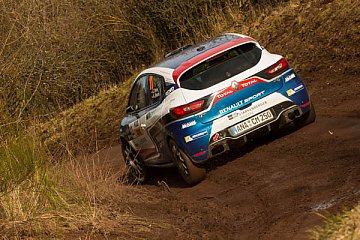 Renault Clio R3T-Duo will Führung im ausbauen