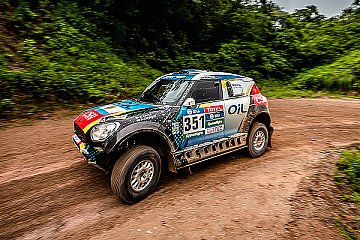 MINI ALL4 Racing rückt in die Top-Drei vor