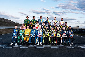 Ein Feld mit 24 der weltbesten Fahrer aus 12 Nationen stellt sich der Herausforderung DTM - Foto: ADAC