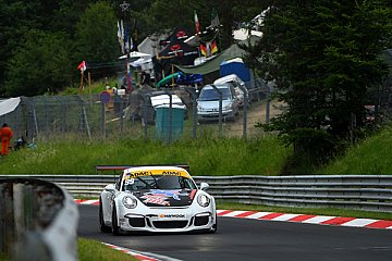 RCN eröffnete 24h-Nürburgring-Wochenende: Assmann triumphiert