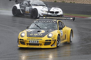 Schütz Motorsport sammelt wichtige Meisterschaftspunkte