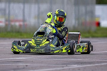 Phil Colin Strenge dominiert in Wackersdorf