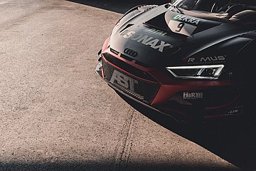 Die Front des Audi R8 LMS von Mike Rockenfeller - Foto: ABT