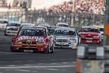 DTM-Fahrzeuge und weitere Tourenwagen werden beim AvD-Oldtimer-Grand-Prix am Start sein - Foto: Foto: 1vier.com / Tourenwagen Classics