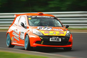 Ring Racing mit zwei Top-Ten-Platzierungen