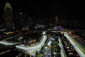 Oscar Piastri Tagesschnellster in Singapur