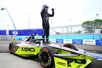 Dan Ticktum feiert in Jakarta ersten Sieg seiner Formel-E-Karriere