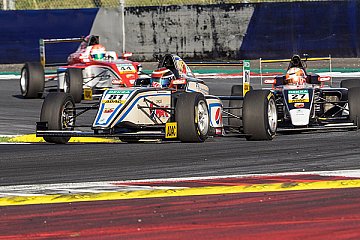 Waldherr ergattert erstes Podium für Neuhauser Racing