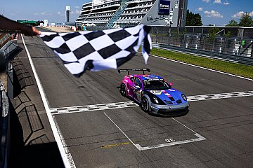 Max Schlichenmeier im Porsche 911 GT3 Cup - Foto: Gruppe C