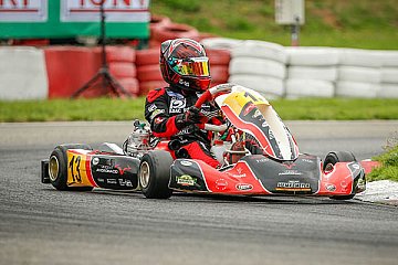 Pole, Podium und Pokal in für Vincent Andronaco