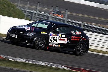 dmsj Youngster-Racing-Team überzeugt beim Opel-Debüt