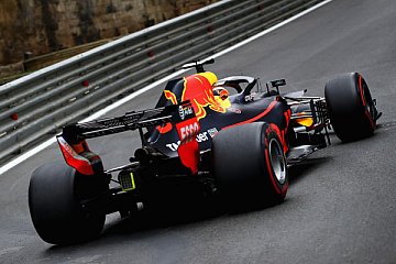 Daniel Ricciardo sichert sich zweite Bestzeit des Tages