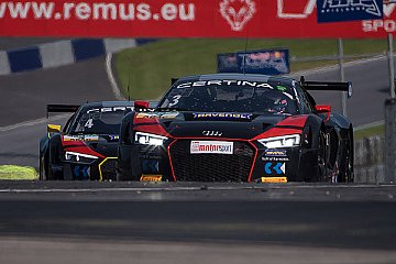 Team Aust von Reifenschaden ausgebremst