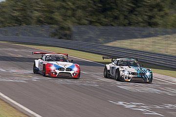 Von Laguna Seca zur Nordschleife: Volles Sim-Racing-Programm für BMW