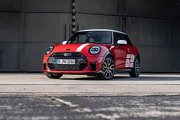 MINI JCW 1965 Victory Edition - Foto: BMW