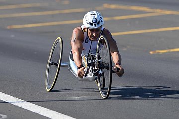 Zanardi stellt sich 2017 zweimal der Herausforderung Langstrecken-Triathlon