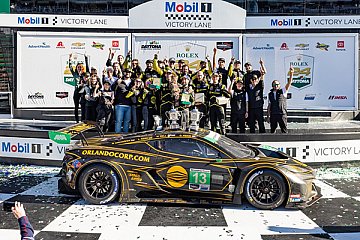 Marvin Kirchhöfer gewinnt die 24h von Daytona
