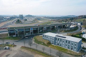 Nürburgring: Alte Tribüne wird zum Entwicklungs-Center