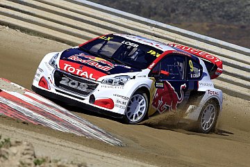 Sébastien Loeb im Peugeot 208 WRX - Foto: Peugeot