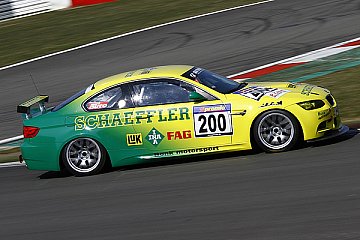 Bonk startet mit fünf Fahrzeugen in die Saison