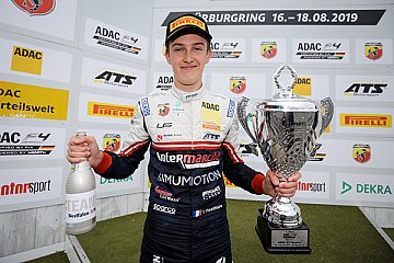 Spitzenreiter Théo Pourchaire gewinnt erstes Rennen