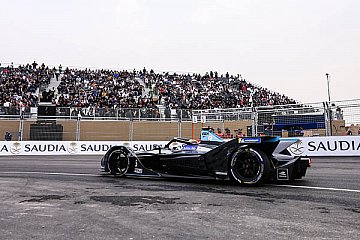 HWA RACELAB Mit P17 und Ausfall