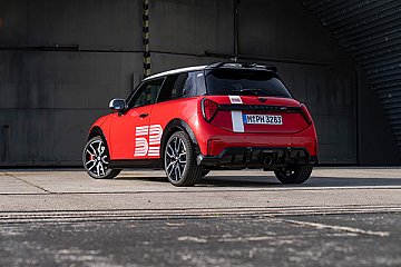 MINI JCW 1965 Victory Edition - Foto: BMW