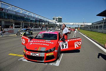 Lefterov kämpft sich zum Sieg - Foto: DTC