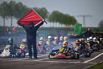 Volles Haus beim Ostdeutschen ADAC Kart Cup in Belleben
