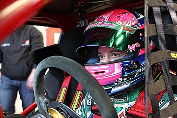 Vom Kart im Tourenwagen: Lisa Brunner startet im Mini