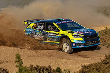 Rallye Italien Sardinien: Überraschender WRC2-Heimsieg für Škoda