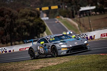 Heftiger Unfall für Kirchhöfer beim Saisonstart am Mount Panorama