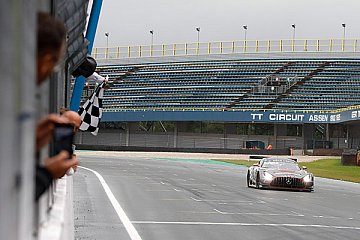 Gesamtsieger des zweiten Rennens: Marvin Kirchhöfer - Foto: gtc-race.de/Trienitz