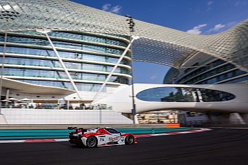 razoon – more than racing: Technik-Troubles verhindern Erfolg in Abu Dhabi
